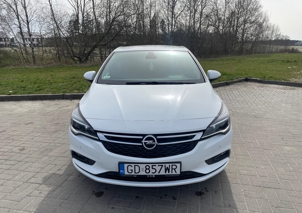 Opel Astra cena 58900 przebieg: 73500, rok produkcji 2019 z Gdańsk małe 37